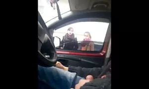 Plantureuse brunette fille putain de film x complet en français chatte