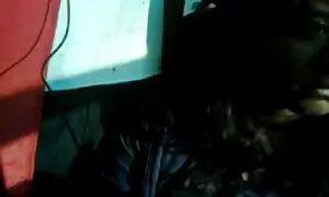 Chatte humide se masturbe en gros plan tout en prenant soin streaming film porno francais de son frère!