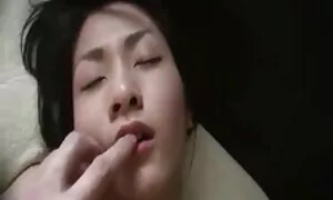 Salles de porno en streaming francais massage-jeune busty babe avec de gros seins